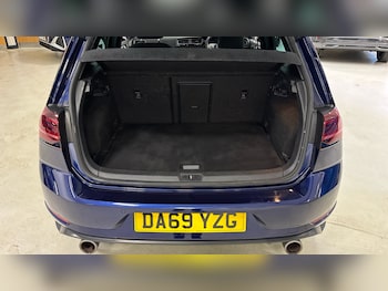 Used Volkswagen Golf 2019 for sale - 77676194: Photo