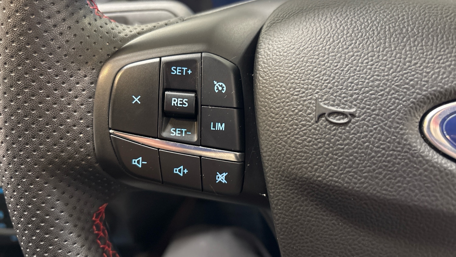 Used Ford Kuga 2023 for sale - 77310450: Photo 38