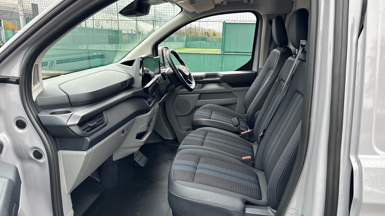 Used Ford Transit Custom 2025 for sale - 76477126: Photo 13