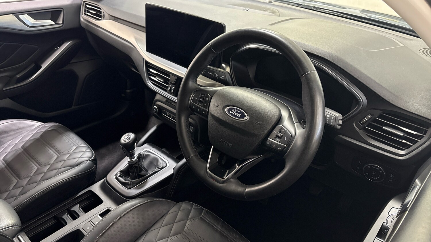 Used Ford Focus 2023 for sale - 77445588: Photo 11