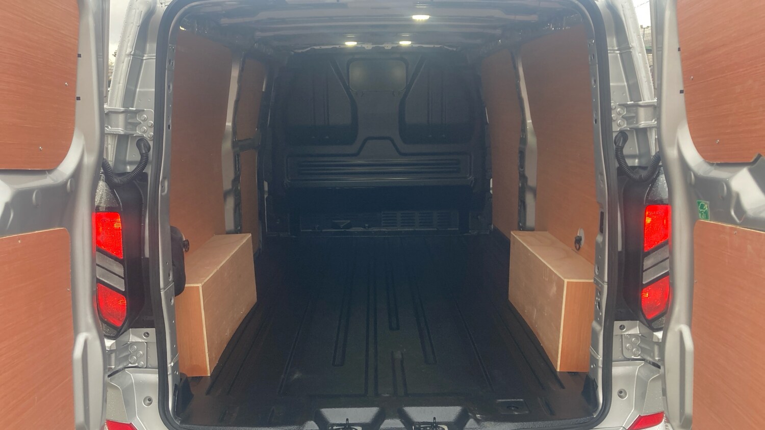 Used Ford Transit Custom 2025 for sale - 76467929: Photo 12