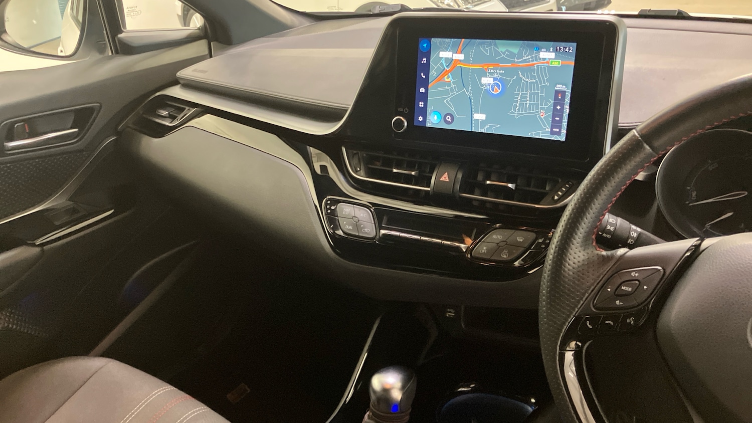 Used Toyota C-HR 2023 for sale - 78031436: Photo 14