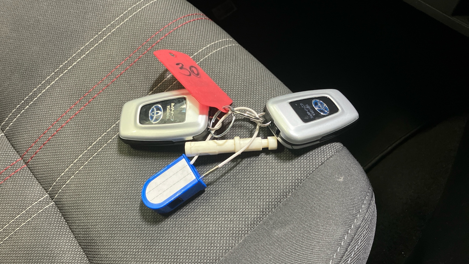 Used Toyota C-HR 2023 for sale - 78031436: Photo 19