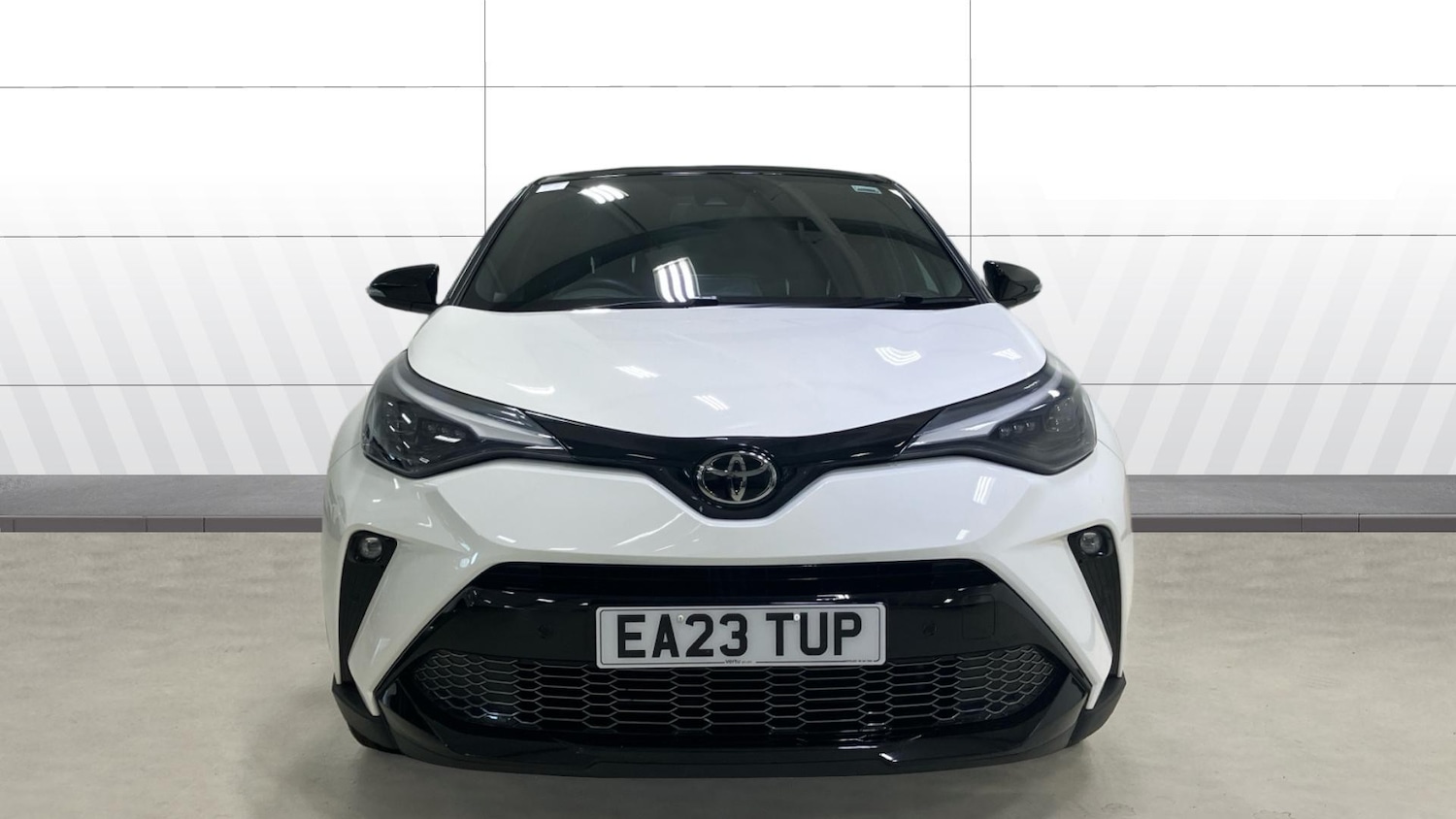 Used Toyota C-HR 2023 for sale - 78031436: Photo 3