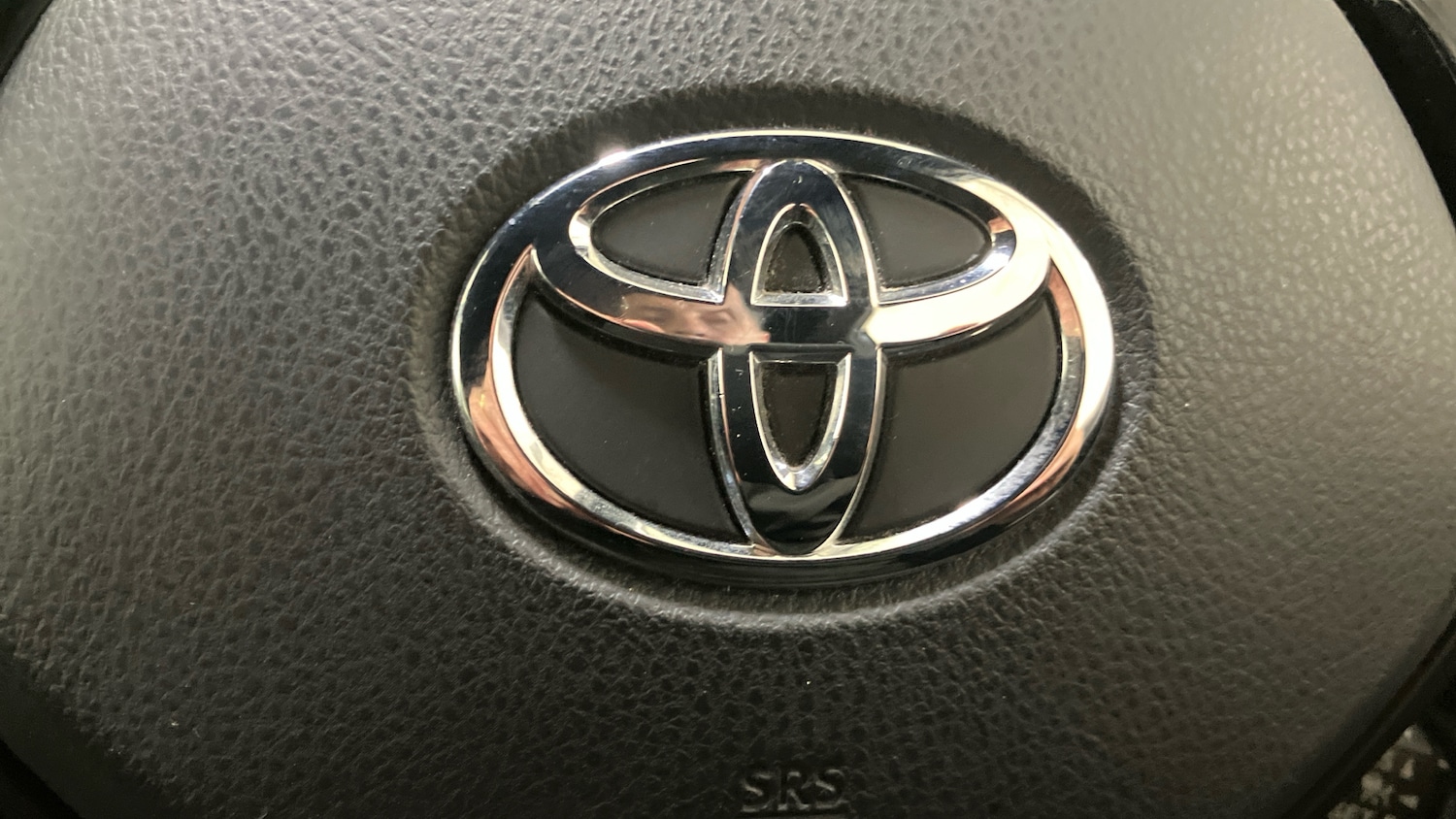 Used Toyota C-HR 2023 for sale - 78031436: Photo 33