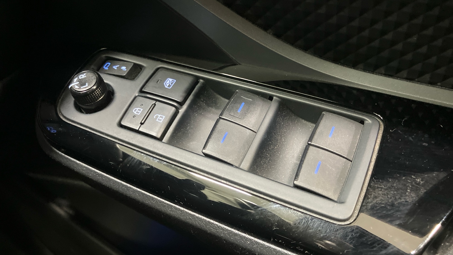 Used Toyota C-HR 2023 for sale - 78031436: Photo 36