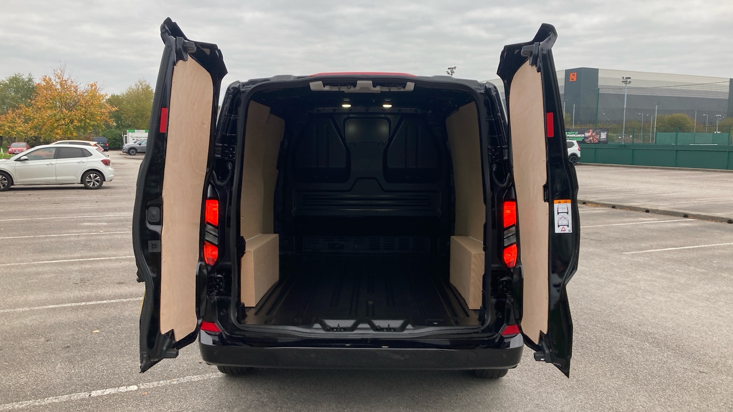 Used Ford Transit Custom 2025 for sale - 76311342: Photo 3