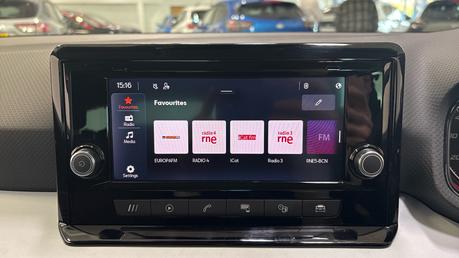 Used SEAT Arona 2023 for sale - 77945341: Photo 12