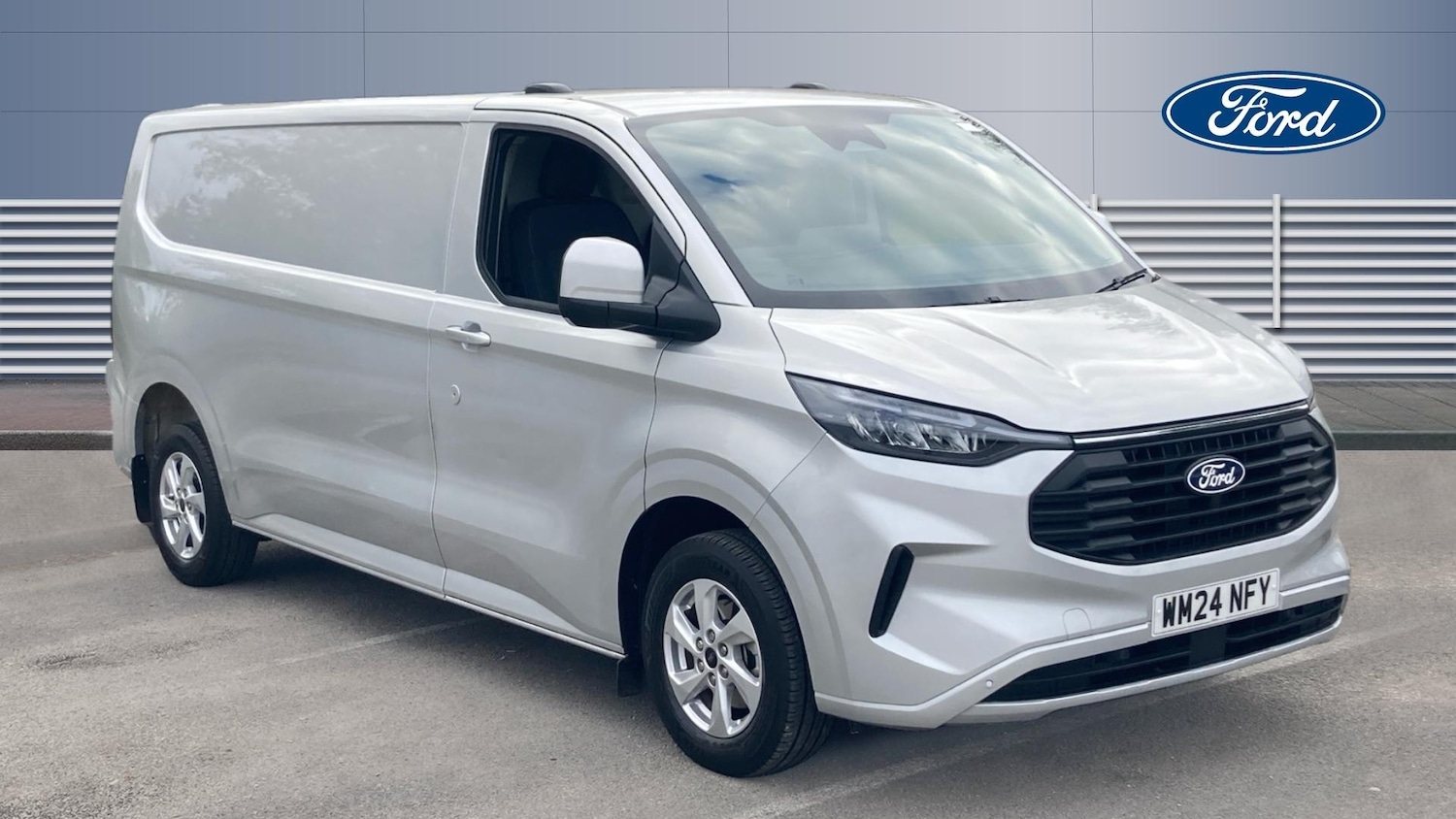 Used Ford Transit Custom 2024 for sale - 76157054: Photo 1