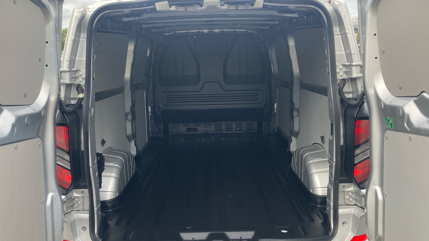Used Ford Transit Custom 2024 for sale - 76157054: Photo 12