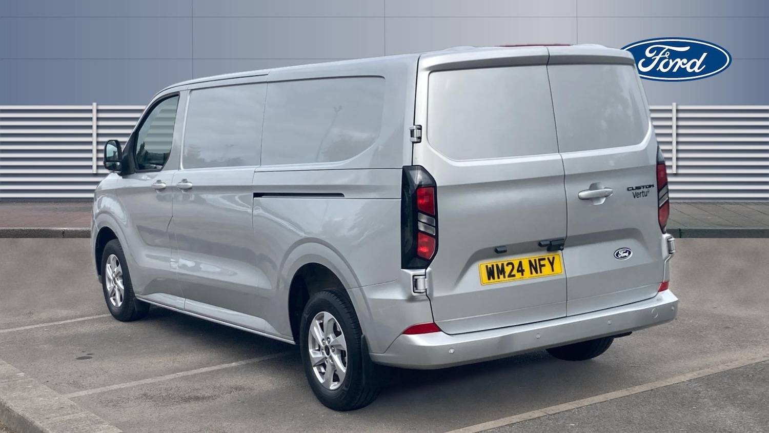 Used Ford Transit Custom 2024 for sale - 76157054: Photo 2