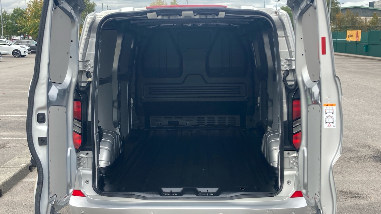 Used Ford Transit Custom 2024 for sale - 76157054: Photo 3