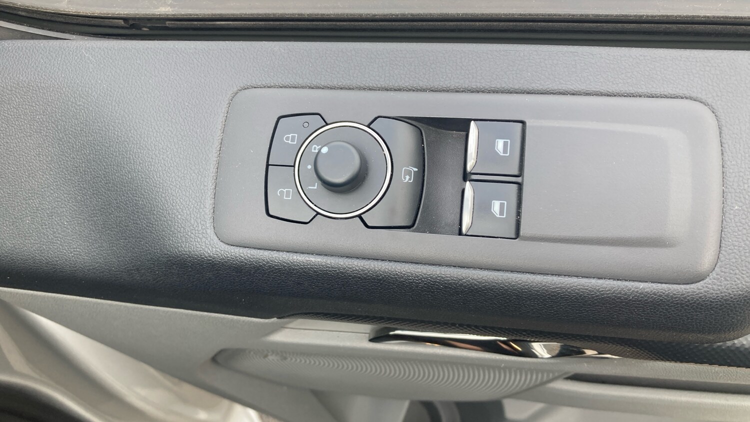 Used Ford Transit Custom 2024 for sale - 76157054: Photo 30
