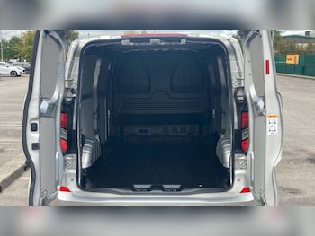 Used Ford Transit Custom 2024 for sale - 76157054: Photo 3