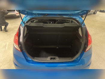 Used Ford Fiesta 2016 for sale - 77233954: Photo