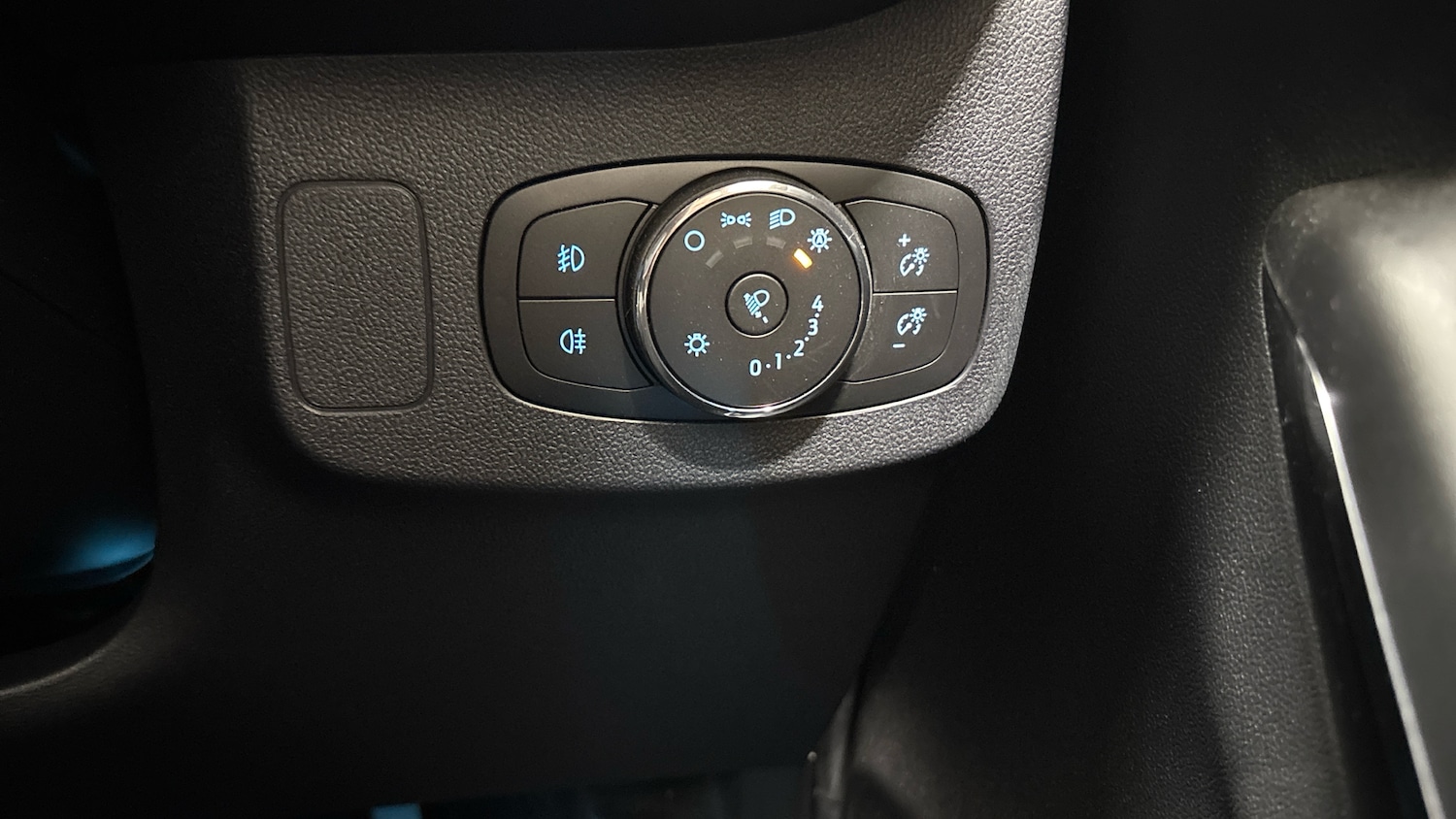 Used Ford Puma 2023 for sale - 76807439: Photo 31