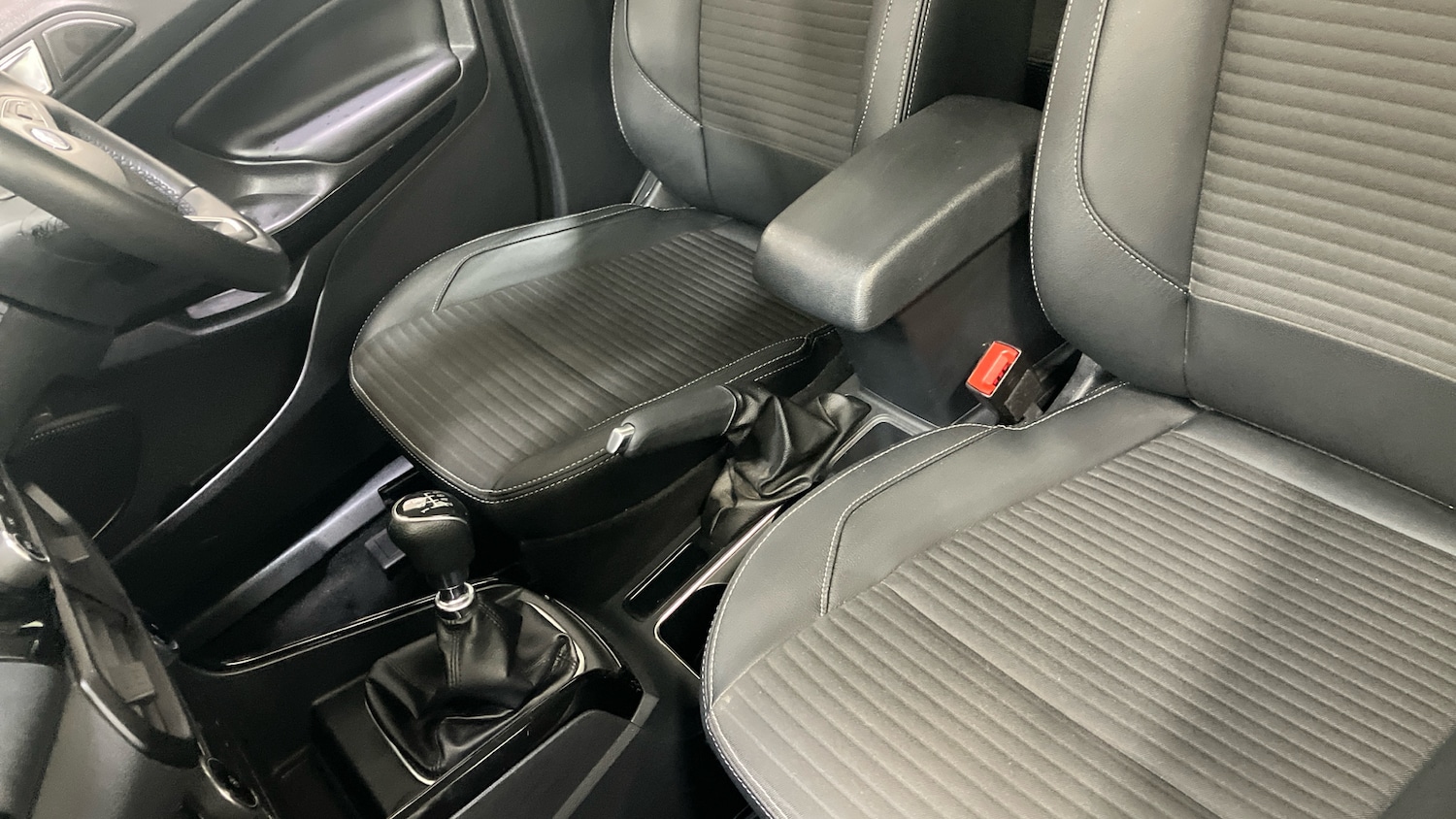 Used Ford Ecosport 2022 for sale - 77099839: Photo 31