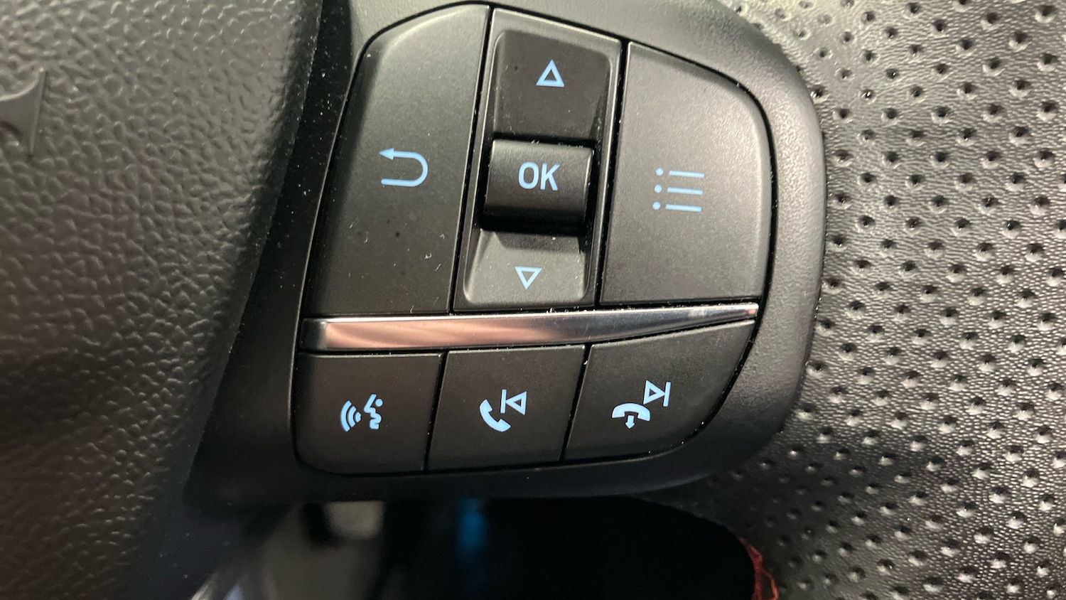 Used Ford Puma 2023 for sale - 76402331: Photo 30