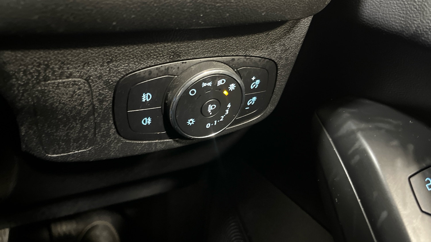 Used Ford Focus 2022 for sale - 76891972: Photo 24