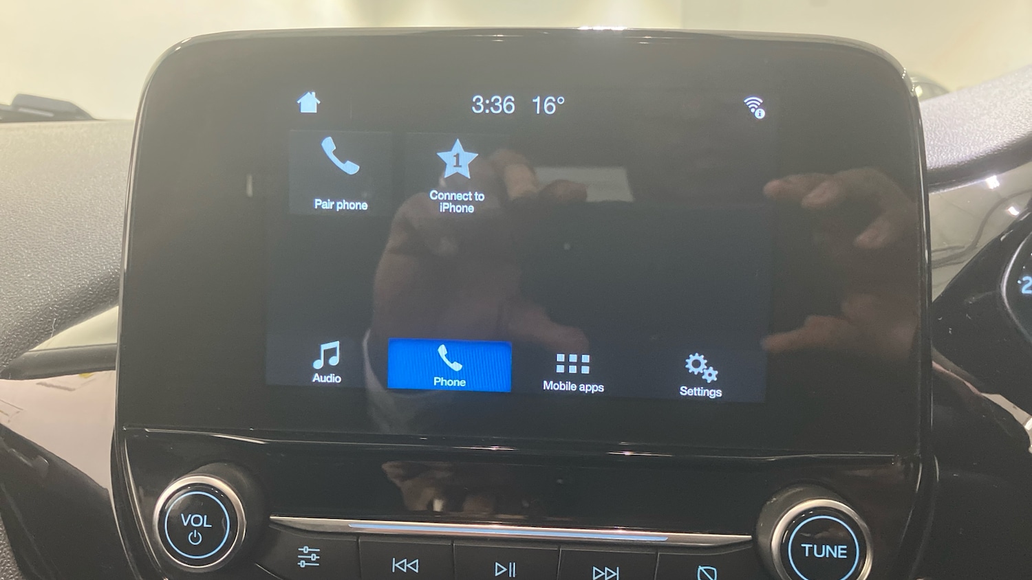 Used Ford Fiesta 2017 for sale - 76693237: Photo 34