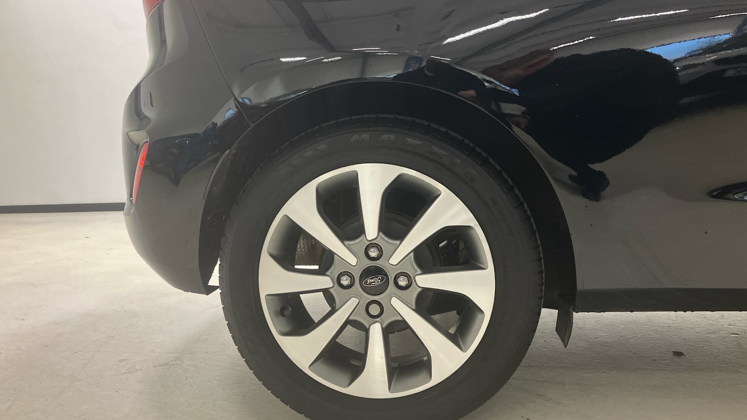 Used Ford Fiesta 2017 for sale - 76693237: Photo 7