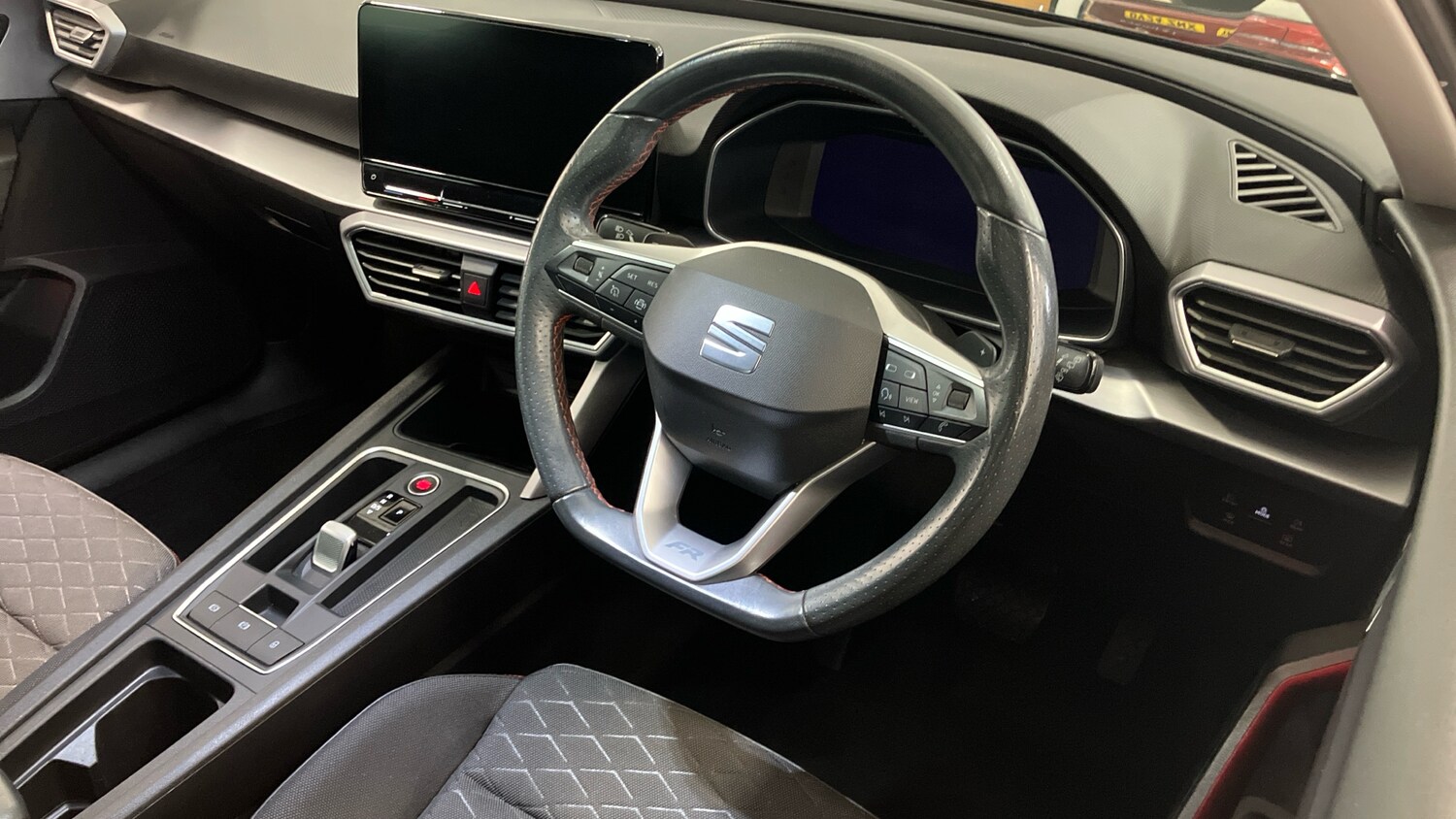 Used SEAT Leon 2021 for sale - 77789070: Photo 11