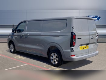 Used Ford Transit Custom 2024 for sale - 78755336: Photo