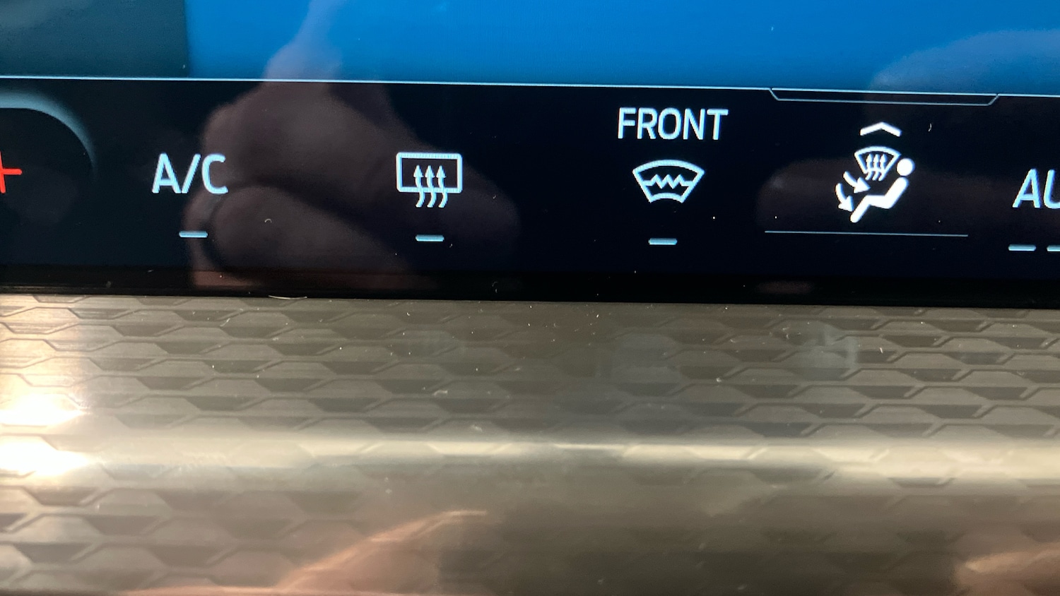 Used Ford Kuga 2025 for sale - 76931115: Photo 25