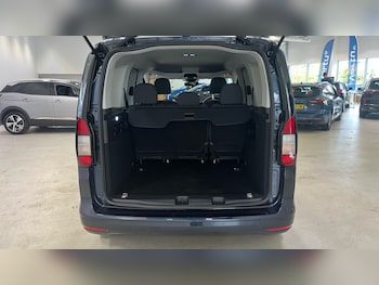 Used Ford Tourneo Connect 2026 for sale - 78282128: Photo