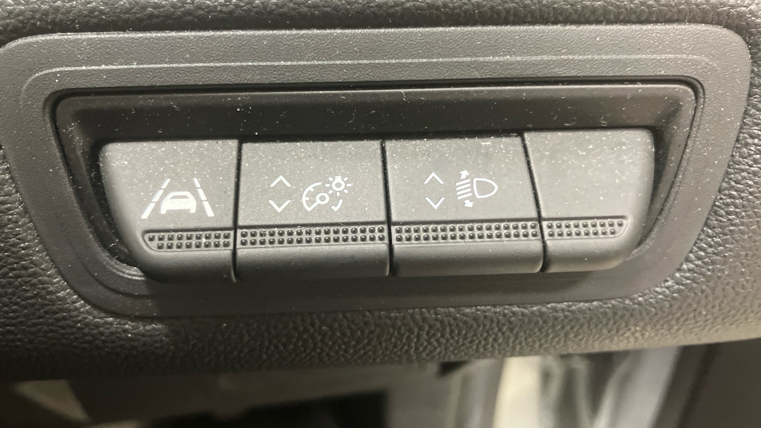 Used Renault Captur 2023 for sale - 76461726: Photo 29