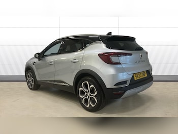 Used Renault Captur 2023 for sale - 76461726: Photo