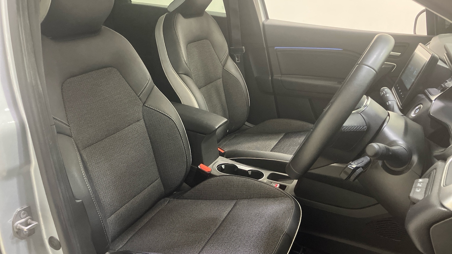 Used Renault Captur 2023 for sale - 76461726: Photo 33