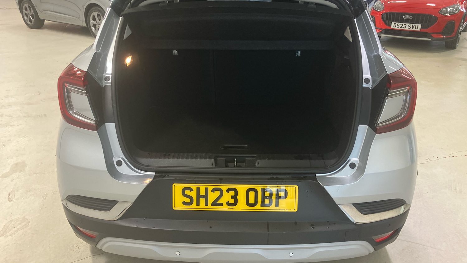 Used Renault Captur 2023 for sale - 76461726: Photo 4