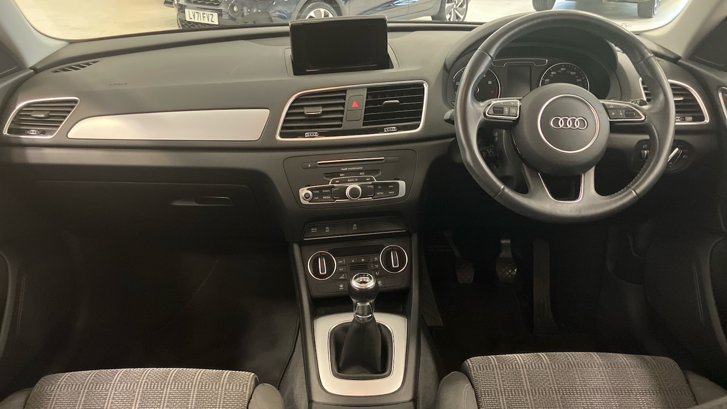 Used Audi Q3 2018 for sale - 77459626: Photo 10
