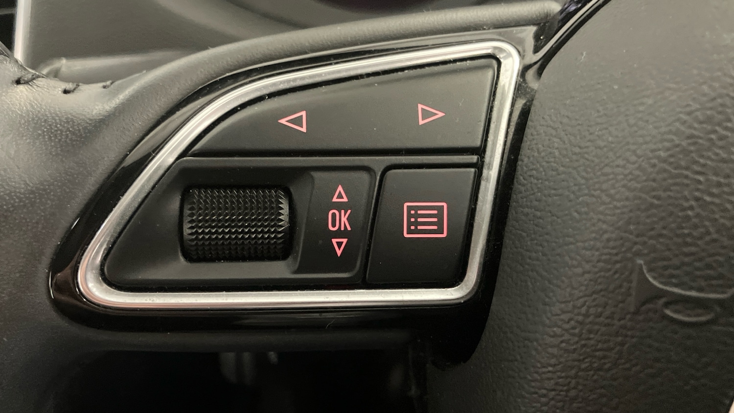 Used Audi Q3 2018 for sale - 77459626: Photo 28