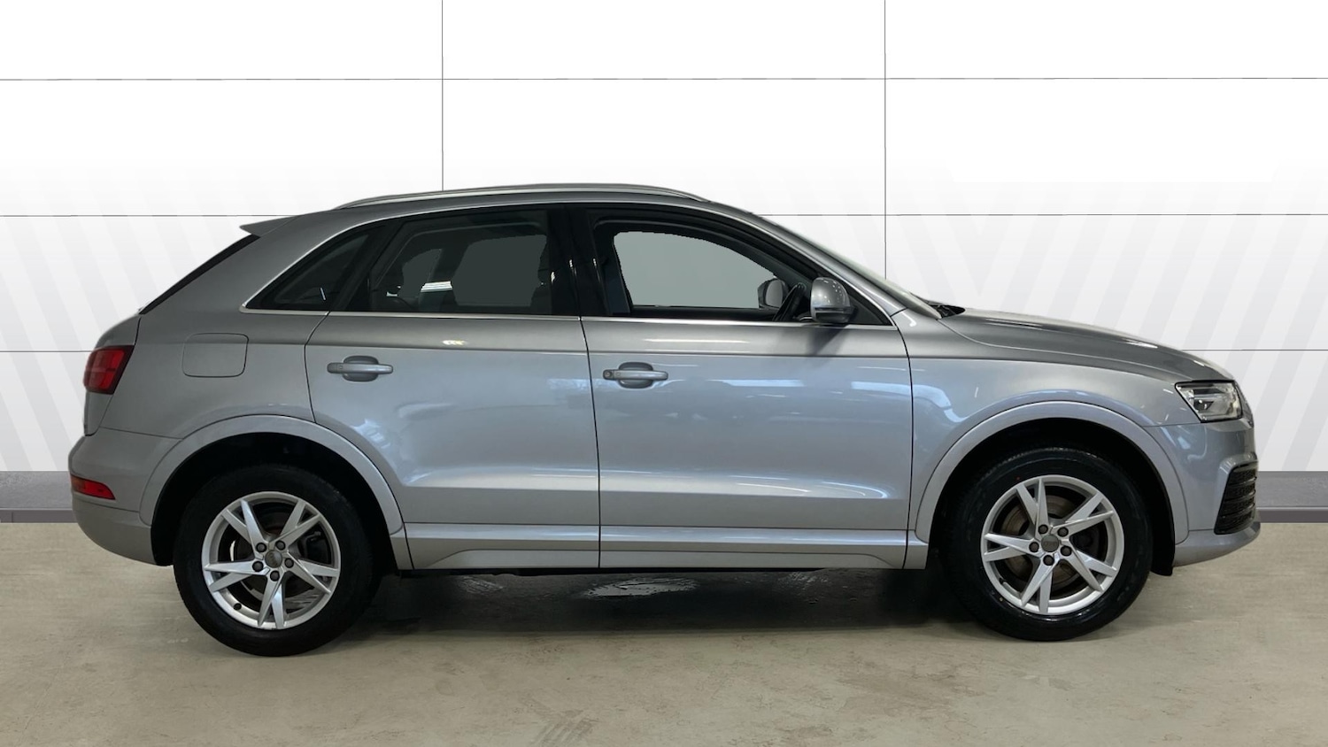 Used Audi Q3 2018 for sale - 77459626: Photo 5