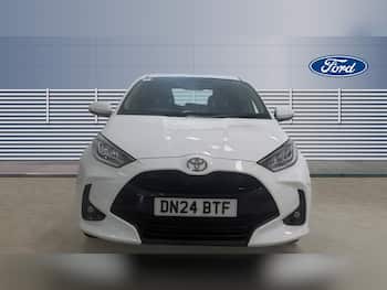 Used Toyota Yaris 2024 for sale - 79746232: Photo