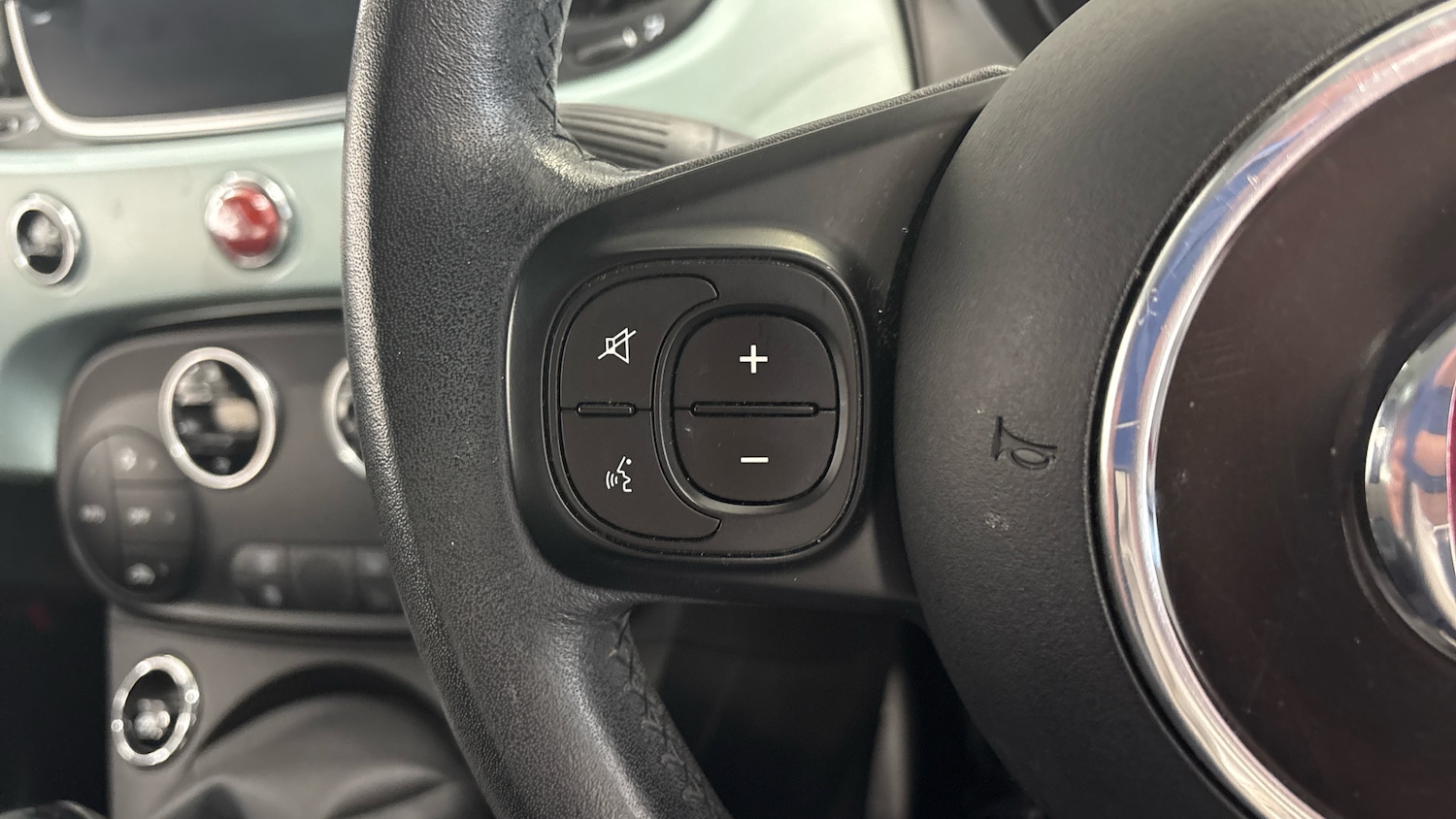 Used Fiat 500 2020 for sale - 77340277: Photo 32