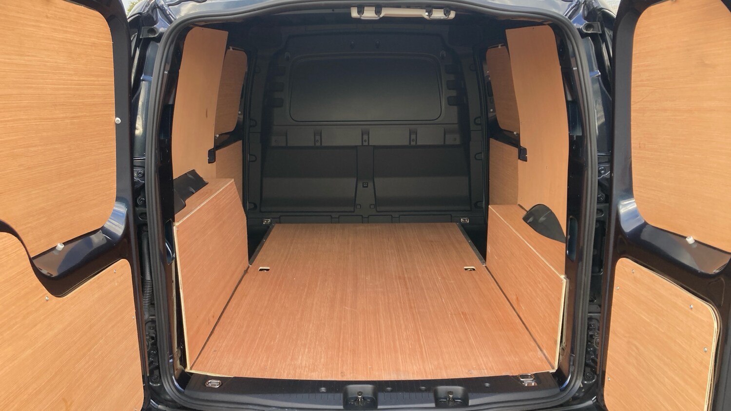 Used Ford Transit Connect 2024 for sale - 76366875: Photo 12