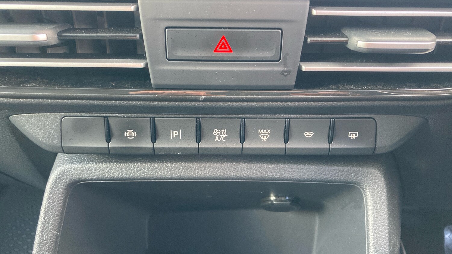 Used Ford Transit Connect 2024 for sale - 76366875: Photo 40