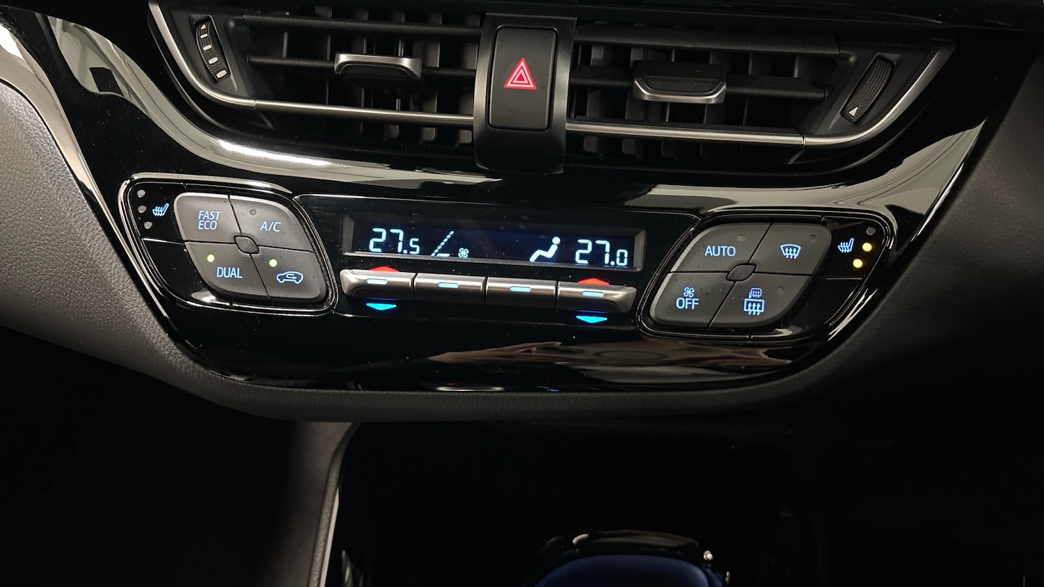 Used Toyota C-HR 2021 for sale - 76374292: Photo 25