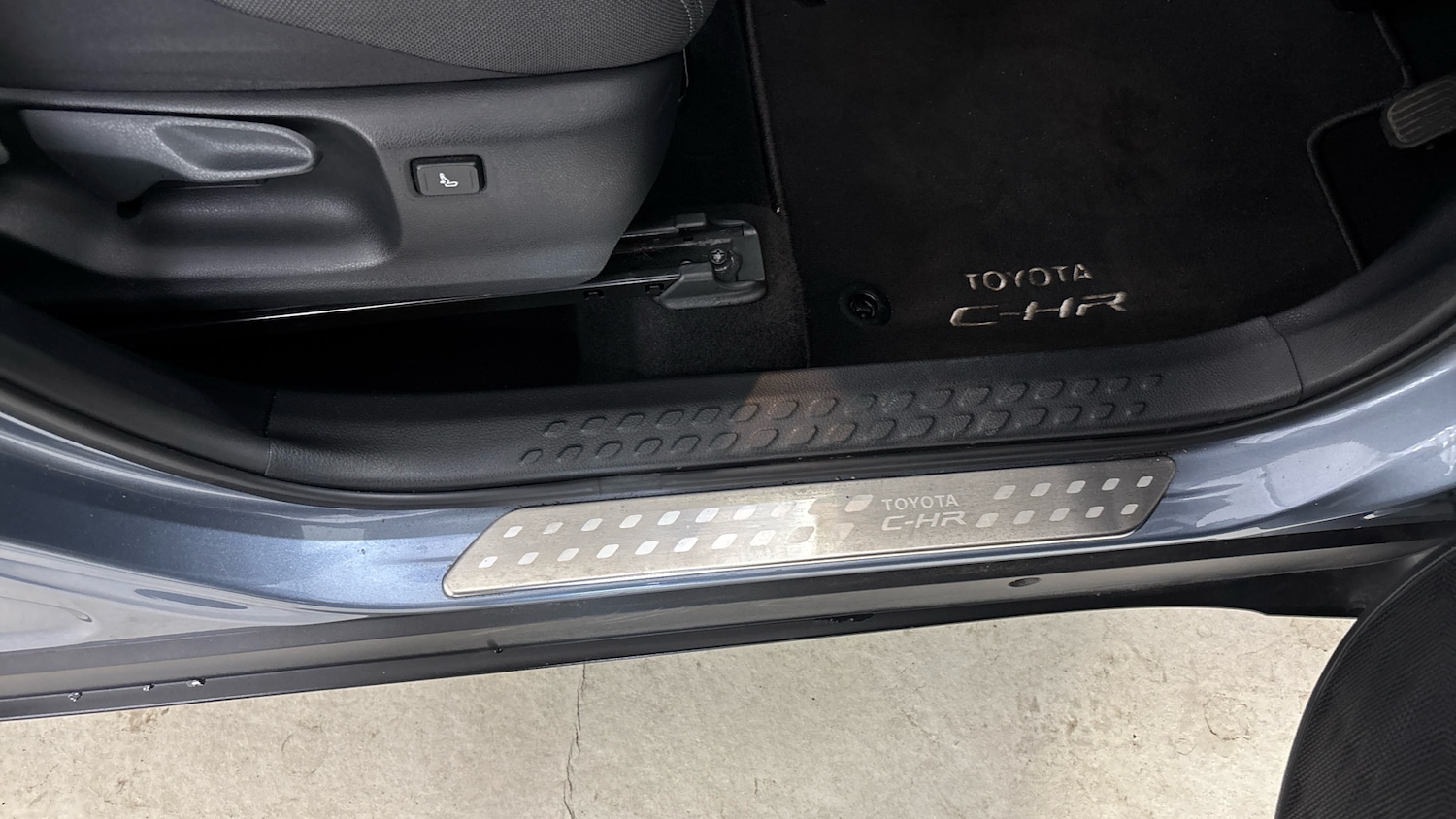 Used Toyota C-HR 2021 for sale - 76374292: Photo 44