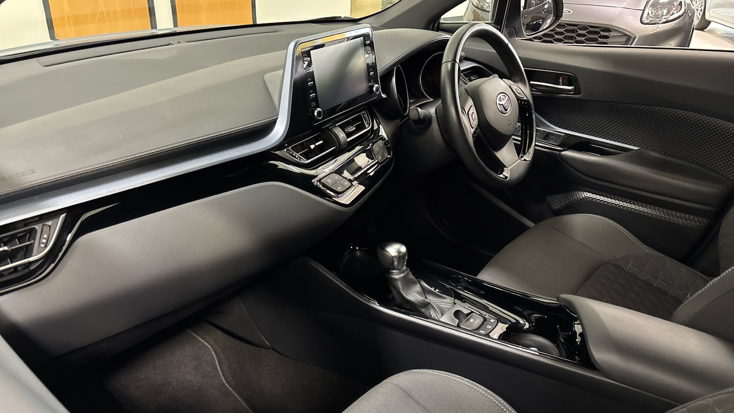 Used Toyota C-HR 2021 for sale - 76374292: Photo 9