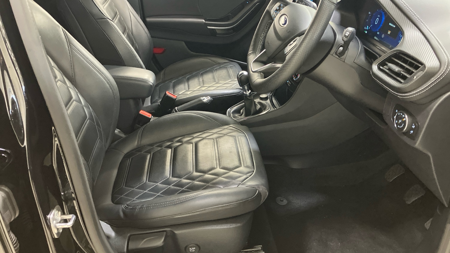 Used Ford Puma 2022 for sale - 77019002: Photo 37