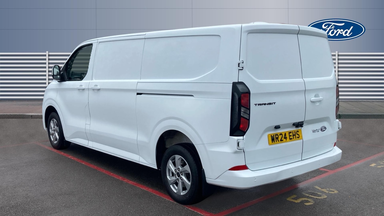 Used Ford Transit Custom 2024 for sale - 77516346: Photo 2