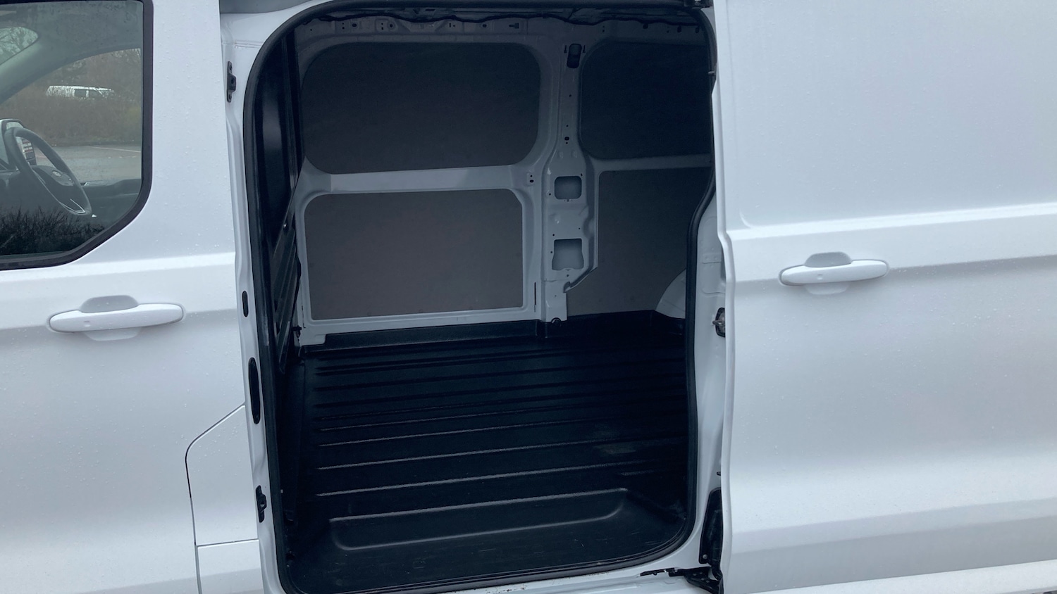 Used Ford Transit Custom 2024 for sale - 77516346: Photo 5