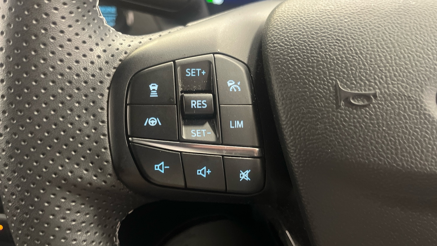 Used Ford Puma 2023 for sale - 76244012: Photo 27