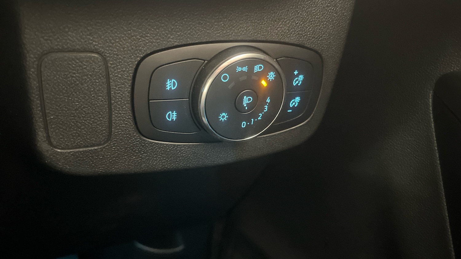 Used Ford Puma 2023 for sale - 76244012: Photo 30