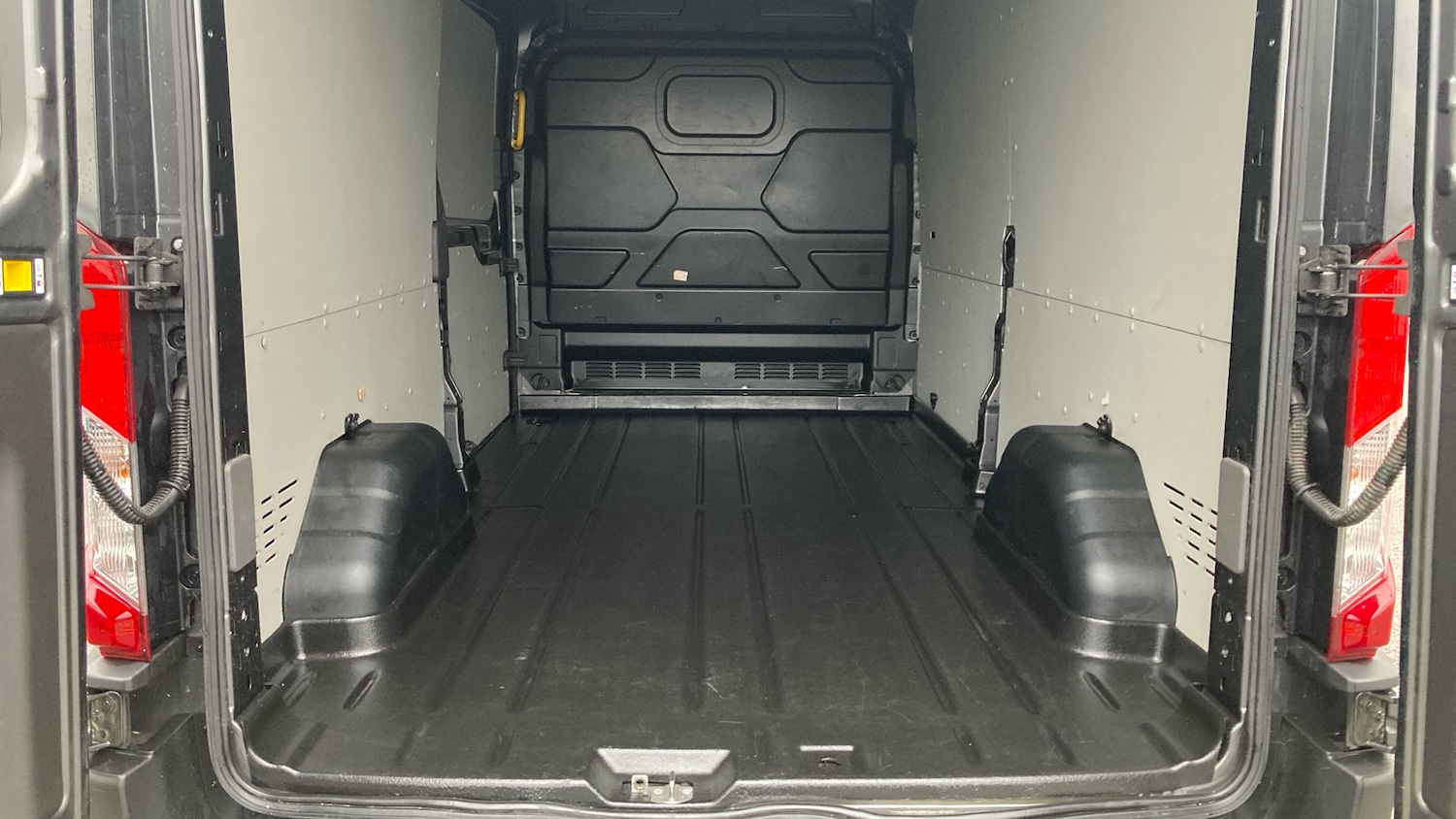 Used Ford Transit 2024 for sale - 76776335: Photo 12