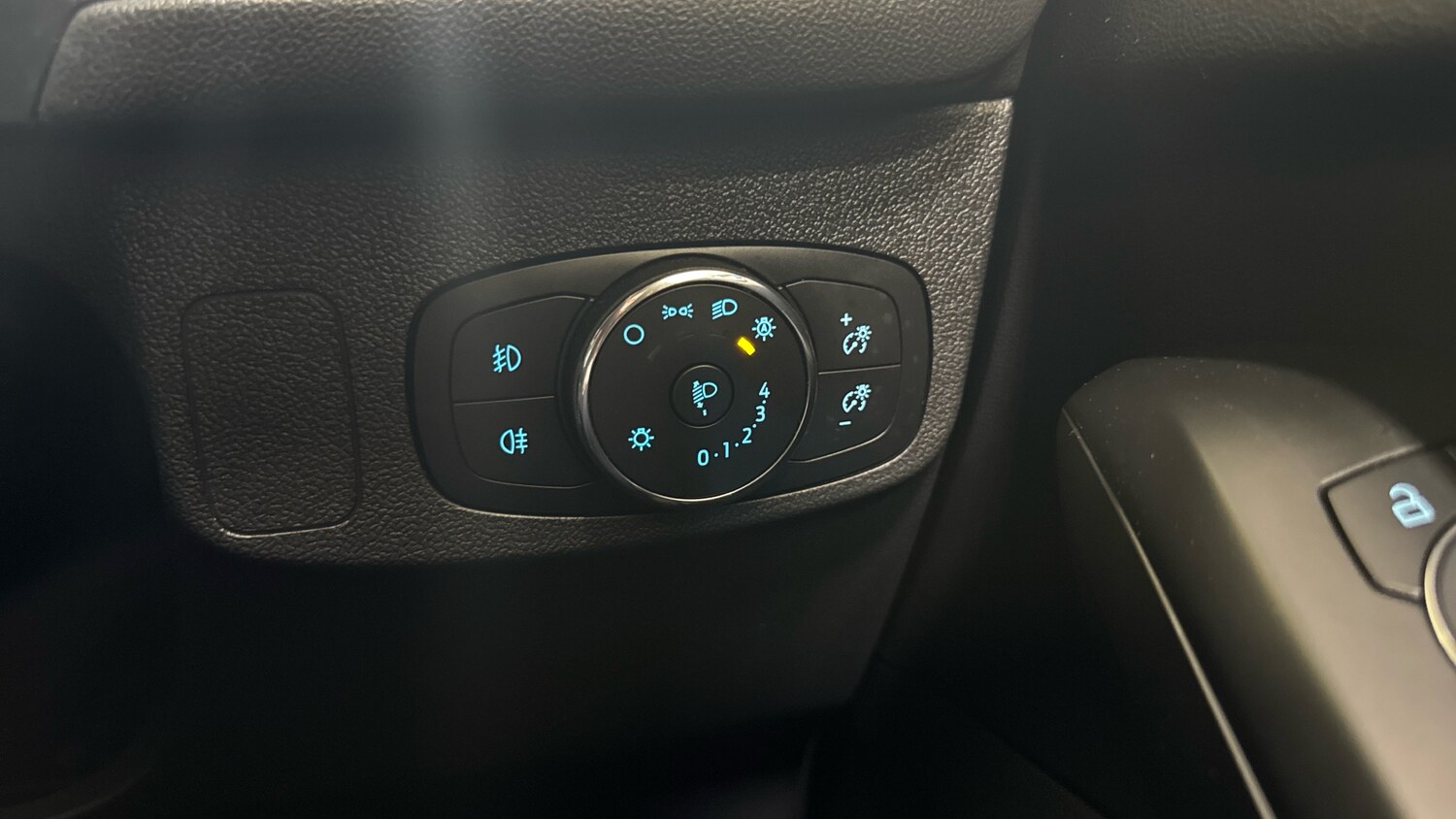 Used Ford Focus 2023 for sale - 77931559: Photo 31